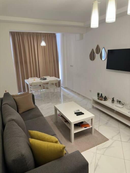 Appartement Center De Gueliz Avec Piscine Marraquexe Exterior foto